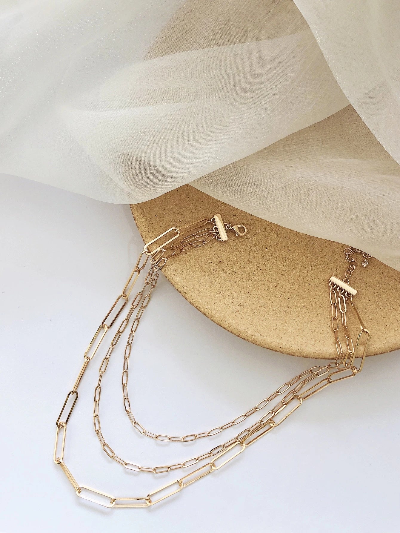 Evelyn – Delicate Layered Necklace