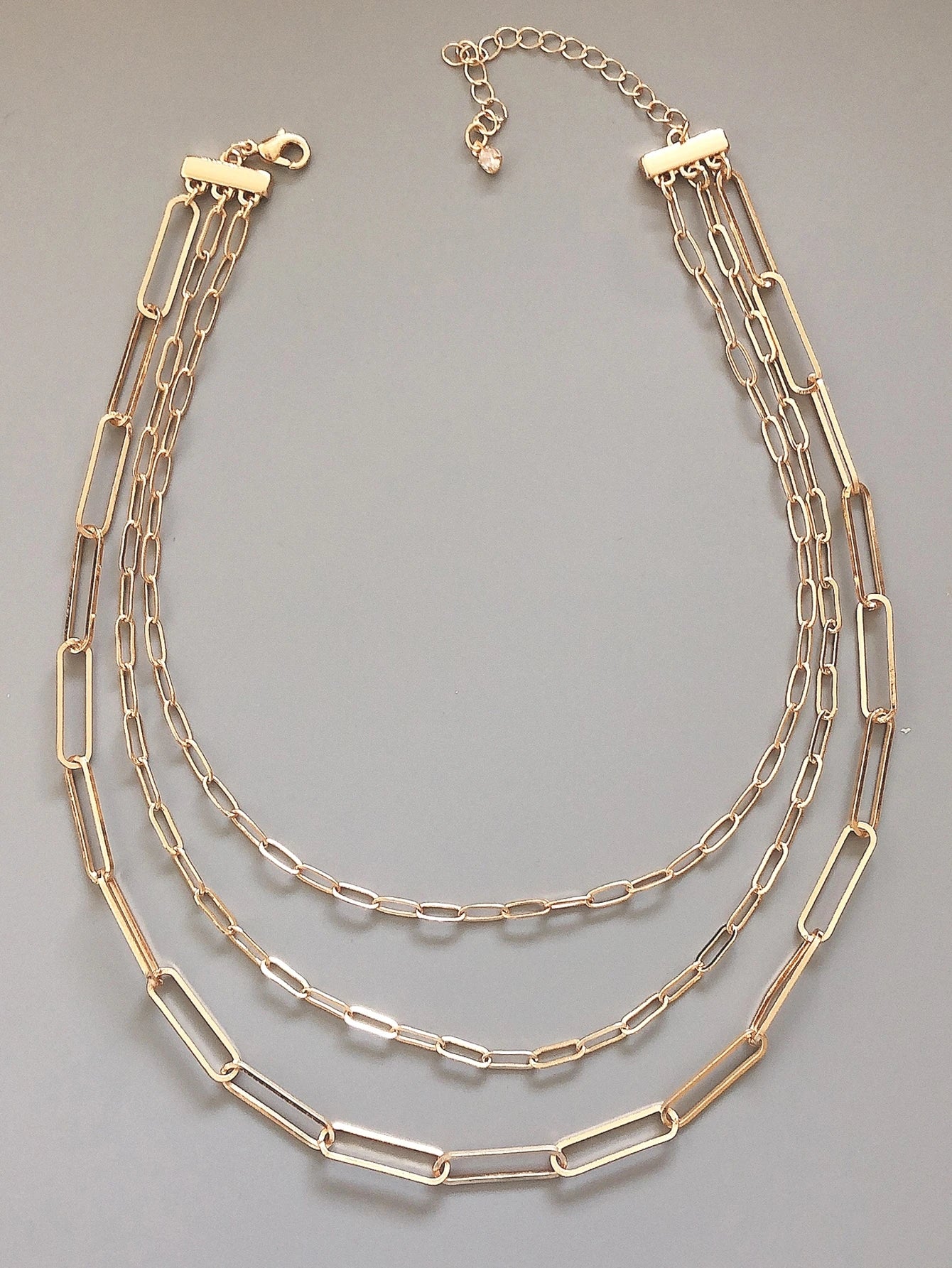 Evelyn – Delicate Layered Necklace