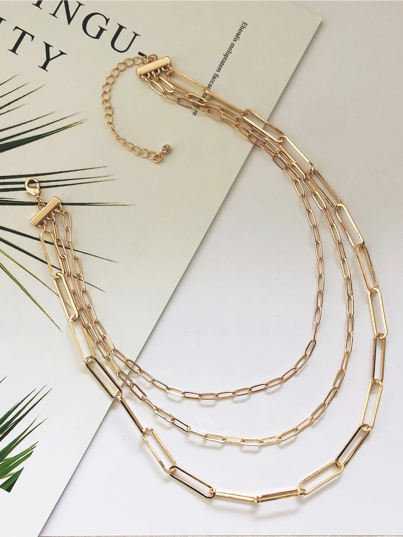 Evelyn – Delicate Layered Necklace