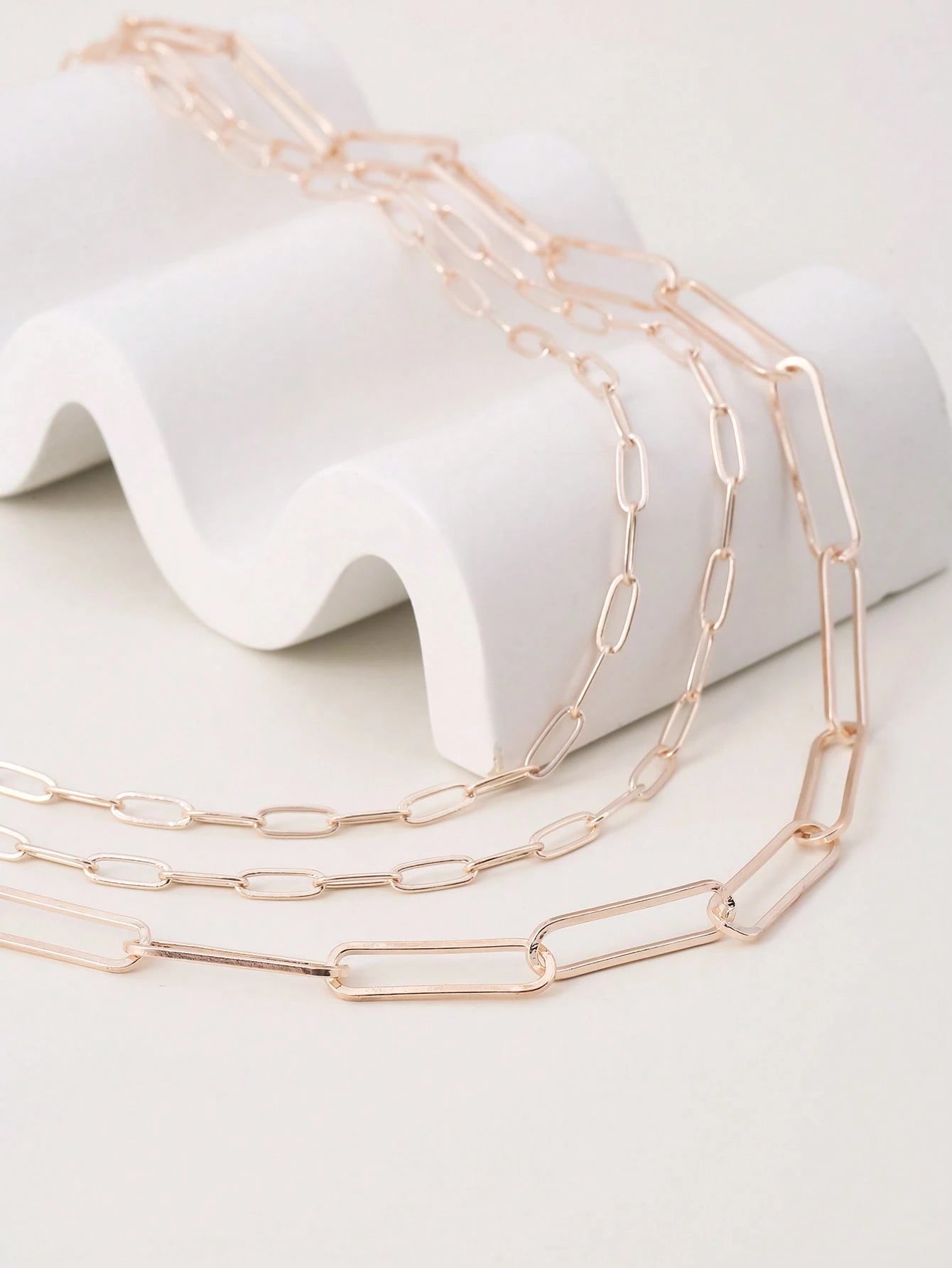 Evelyn – Delicate Layered Necklace