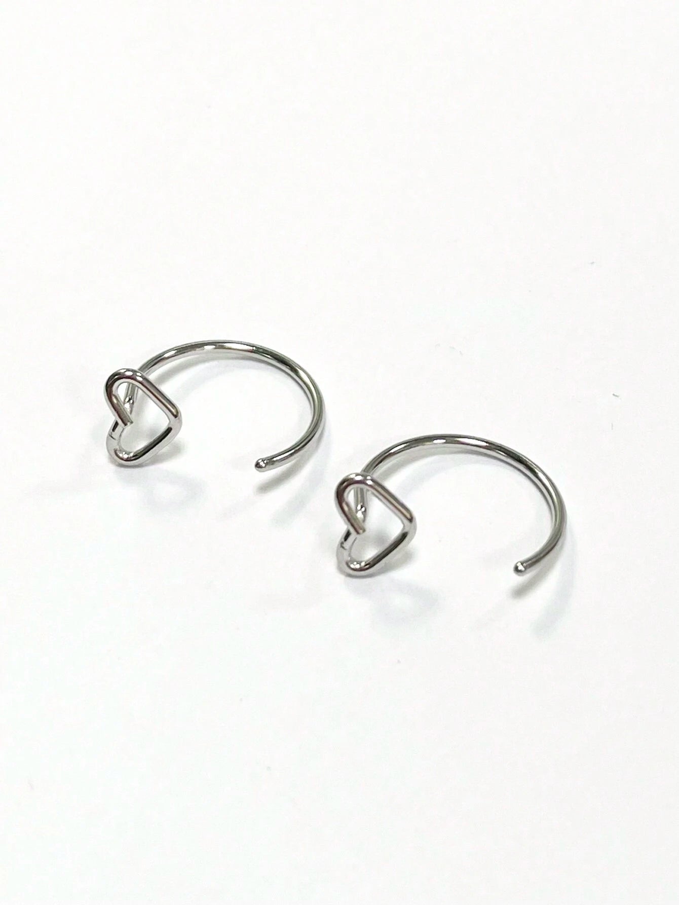 Evelyn – Sleek Stainless Steel Nose & Lip Jewelry Set