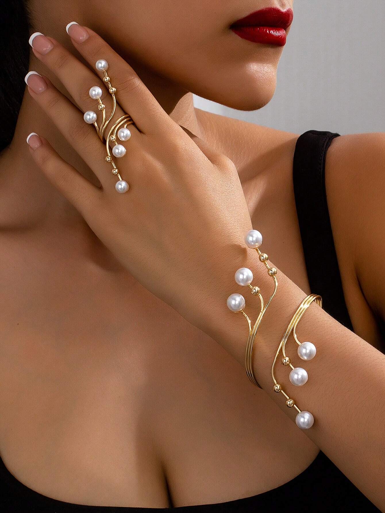 Evelyn – Statement Water Drop Bangle & Ring Set