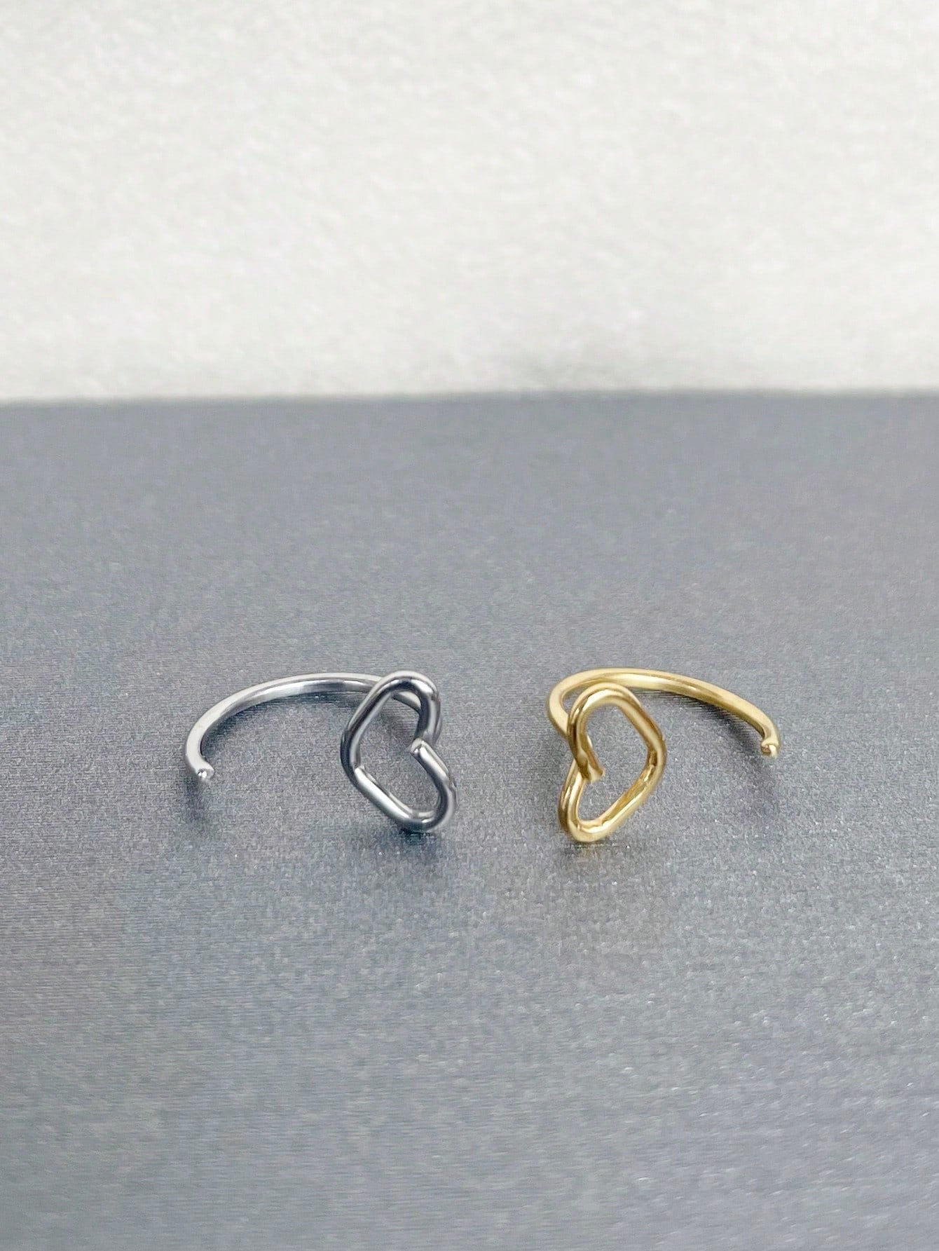 Evelyn – Sleek Stainless Steel Nose & Lip Jewelry Set
