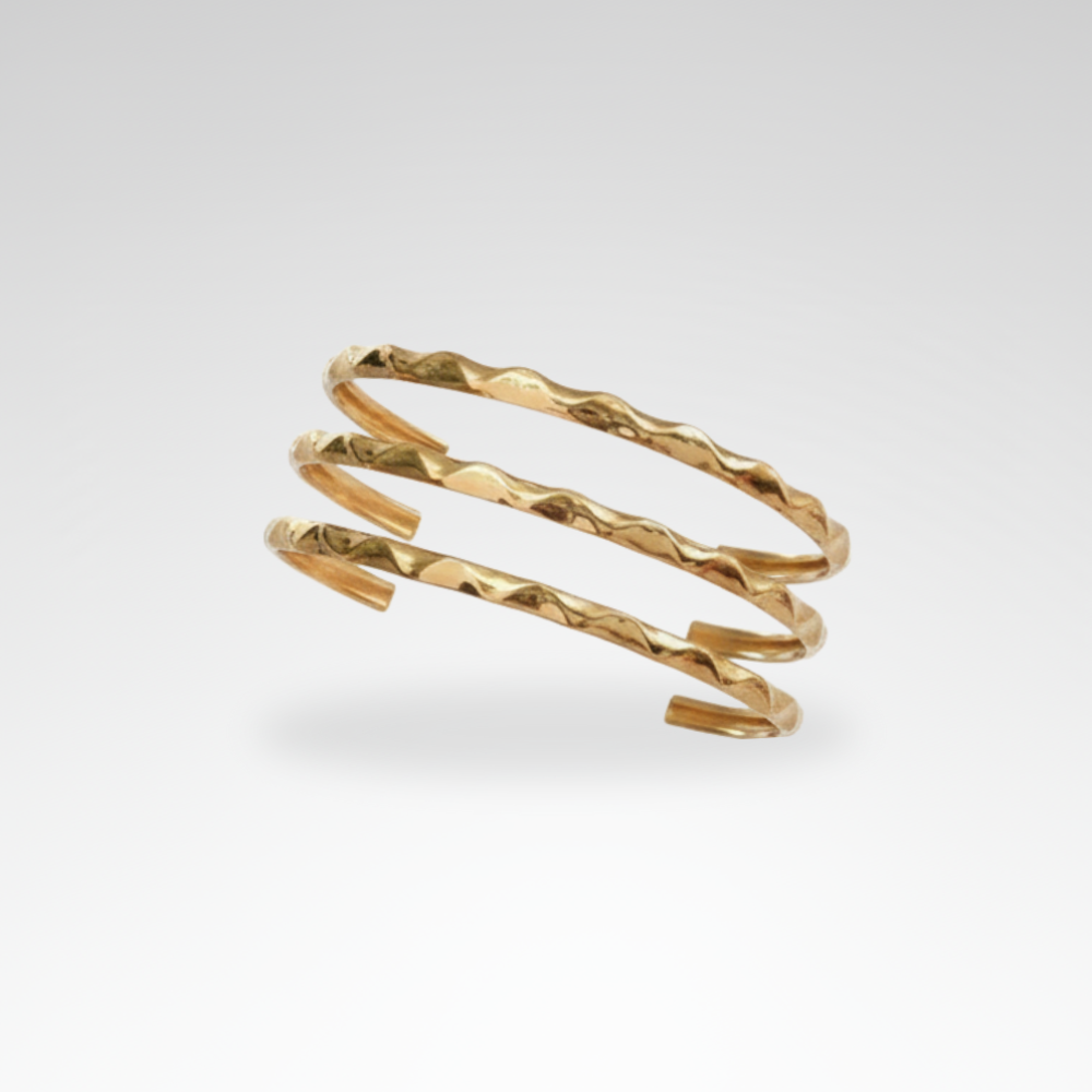 Evelyn – Summer Style Wavy Arm Cuff