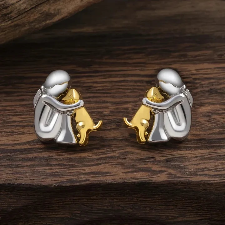 Evelyn – Two-Tone Embrace Earrings for Animal Lovers