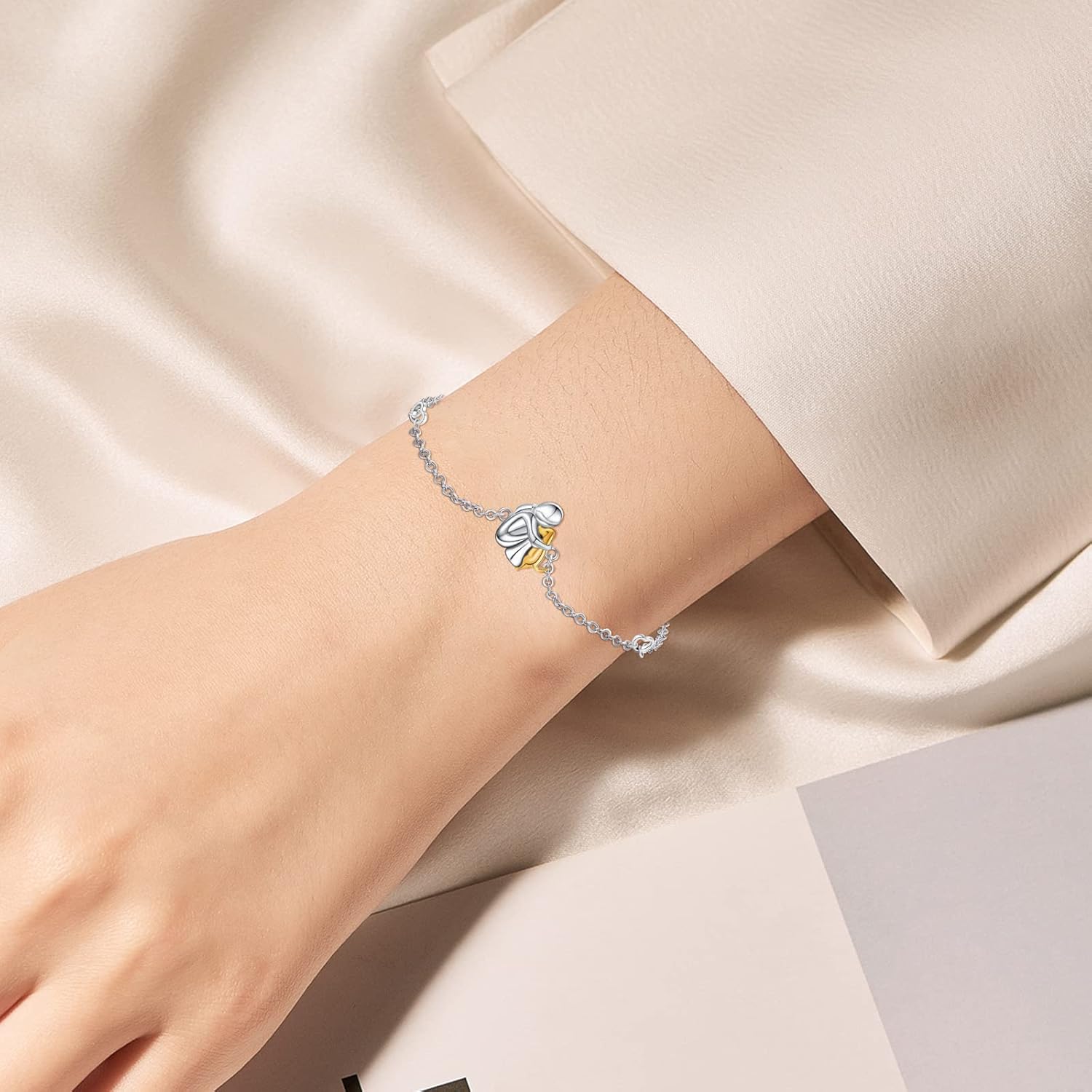 Evelyn – Adjustable Fit Dog Charm Bracelet for Pet Lovers