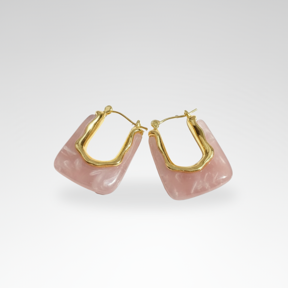 Evelyn – Classic U-Shaped Hoop Earrings