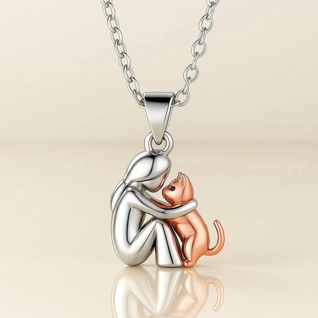 Evelyn – Meaningful Cat Hug Pendant Necklace Gift