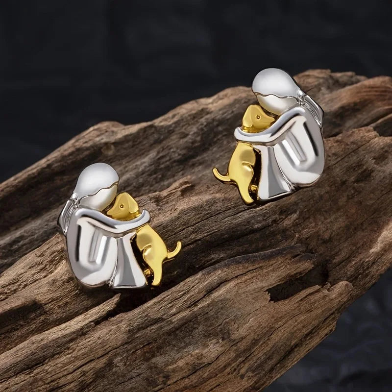 Evelyn – Two-Tone Embrace Earrings for Animal Lovers