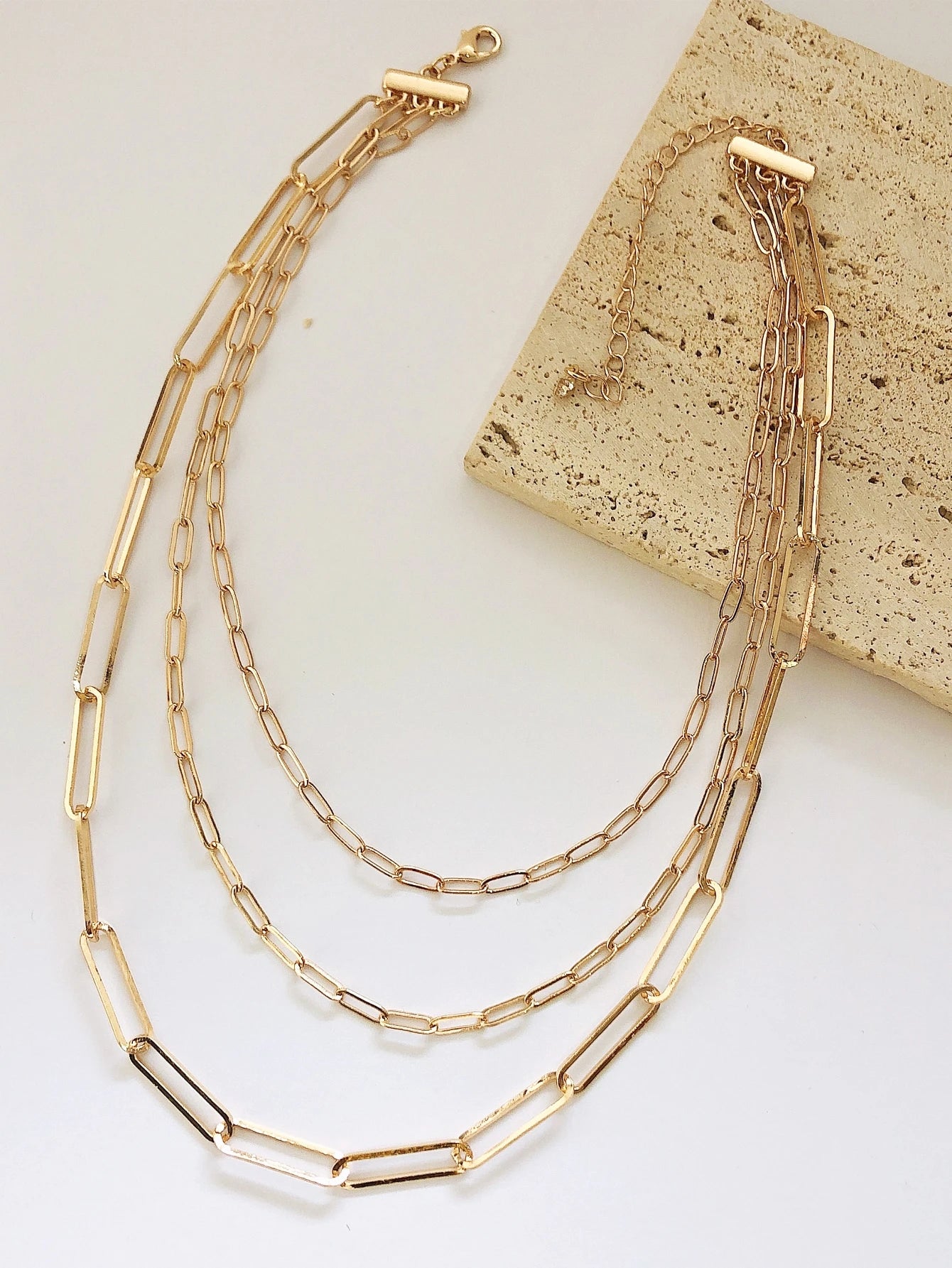 Evelyn – Delicate Layered Necklace