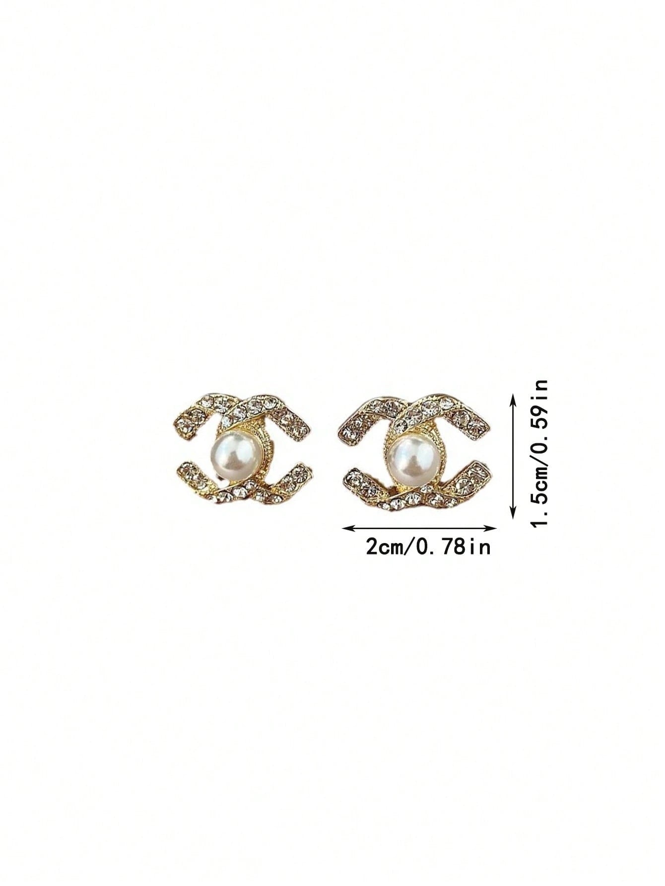Evelyn – Elegant Pearl Stud Earrings