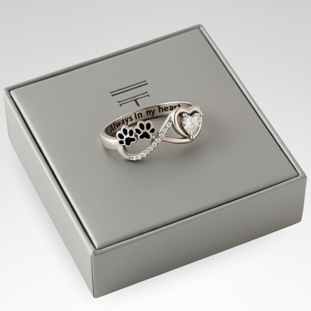 Evelyn – Sparkling Paw & Heart Infinity Ring
