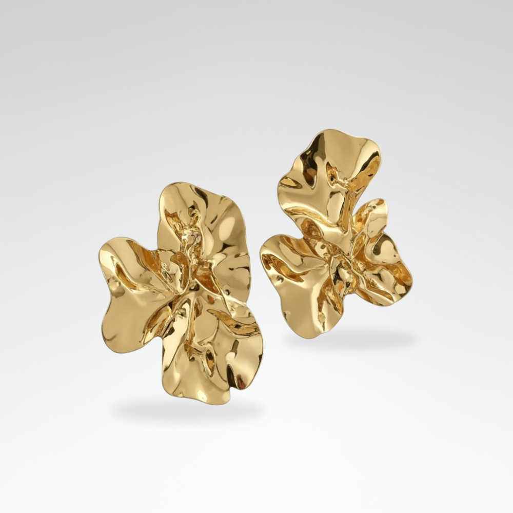 Evelyn – Exaggerated Hollow Flower Earrings