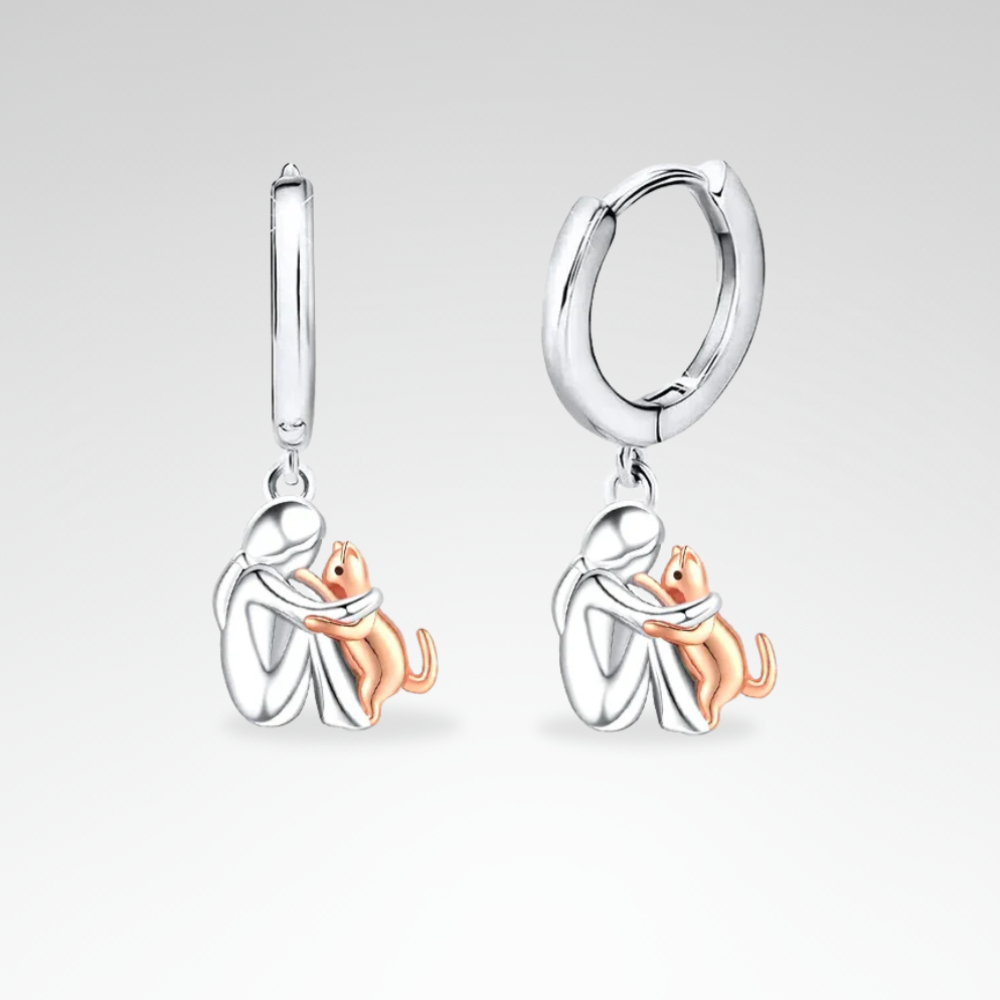 Evelyn – Lightweight Two-Tone Cat Hug Earrings for Cat Moms
