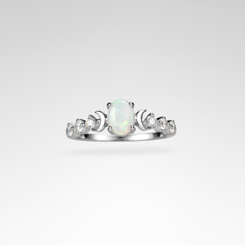 Evelyn – Sparkling Cubic Zirconia Engagement Ring