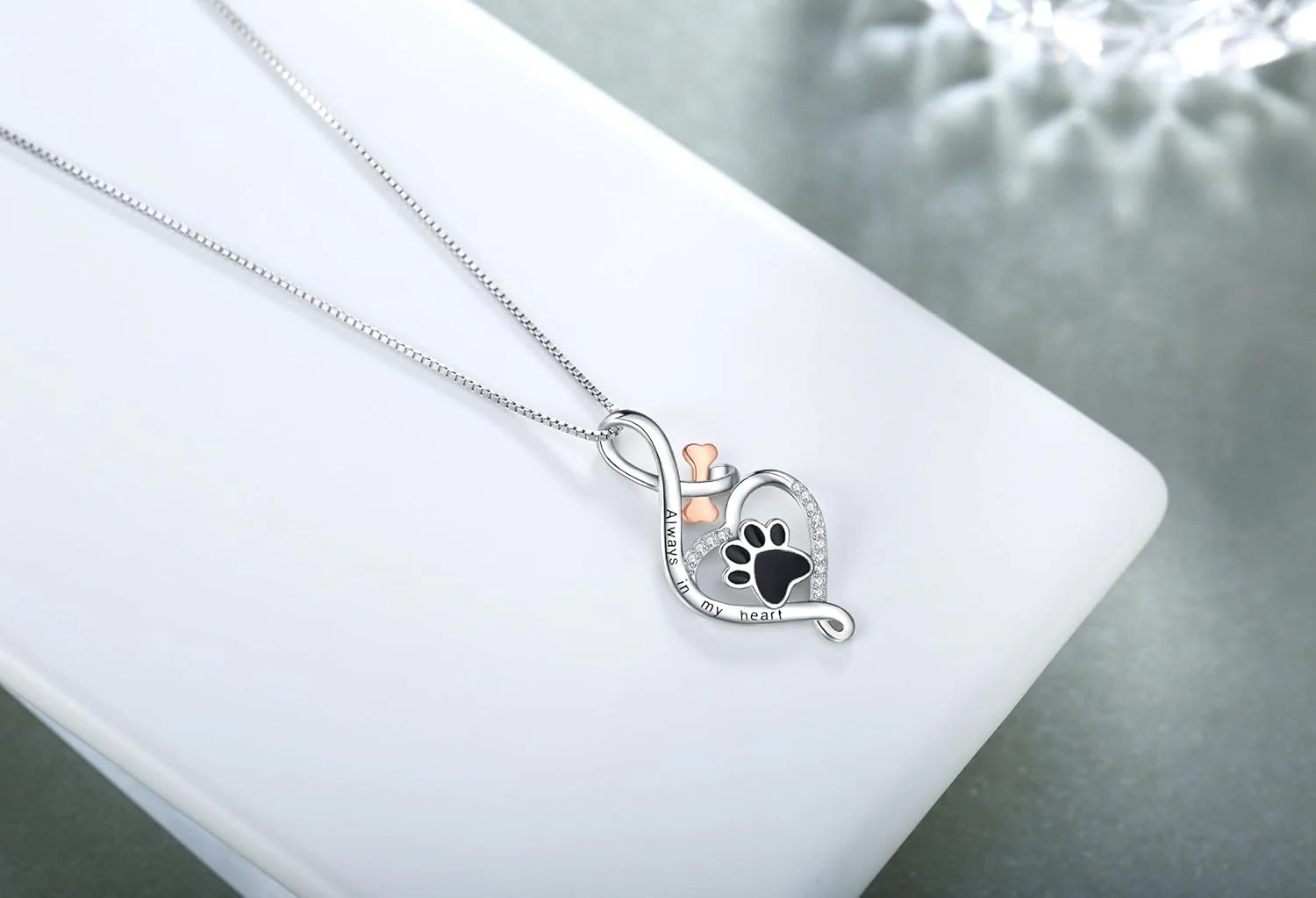 Evelyn – Always in My Heart Pawprint Necklace for Dog Moms