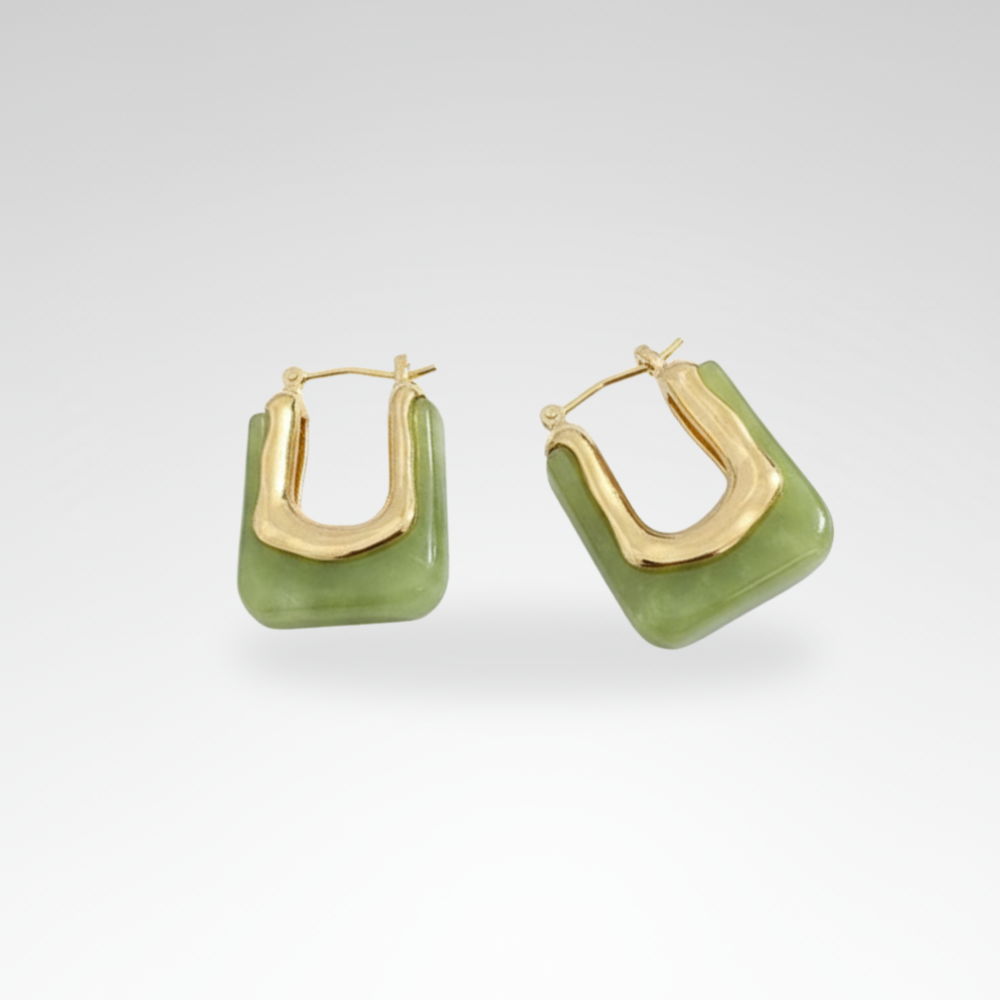 Evelyn – Classic U-Shaped Hoop Earrings