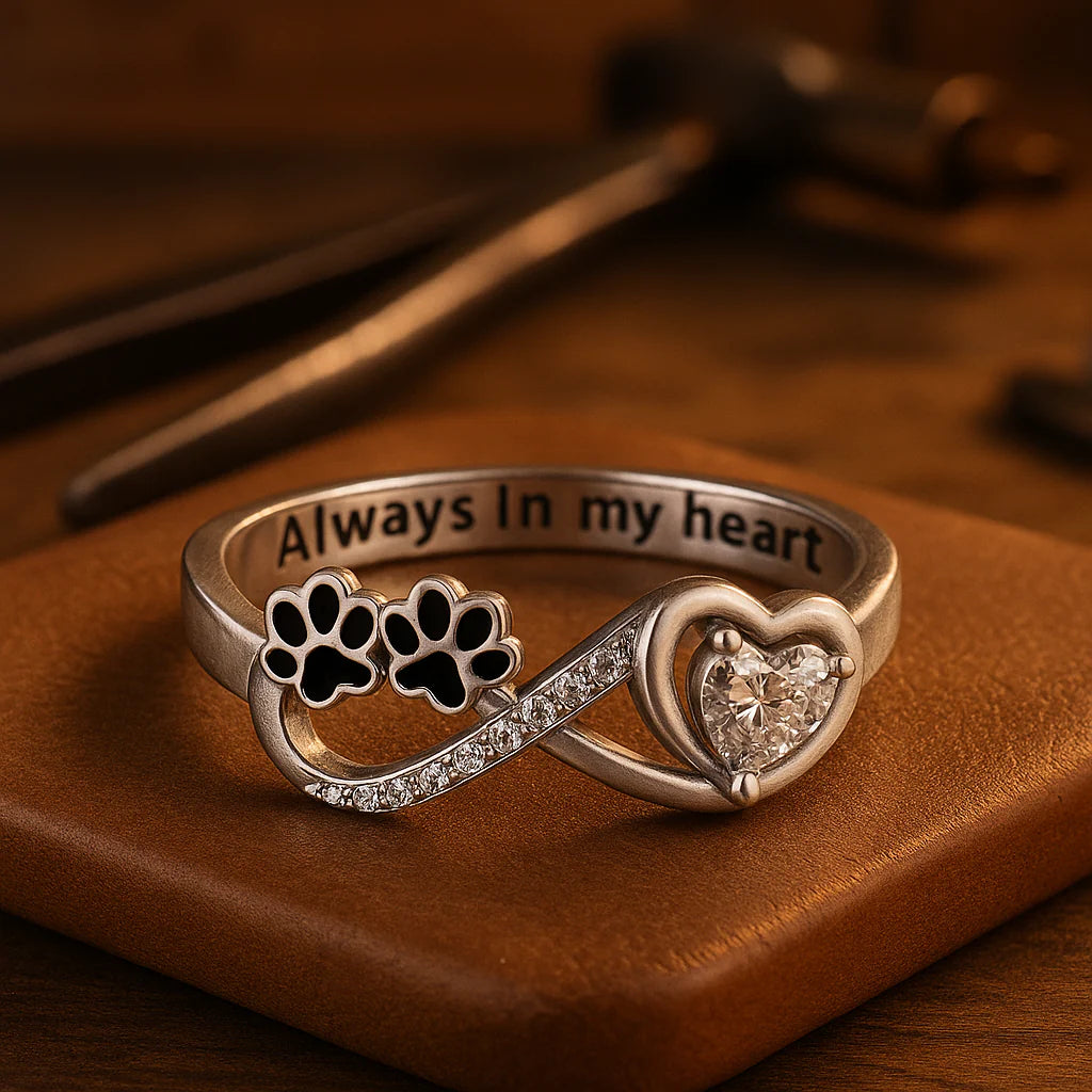 Evelyn – Sparkling Paw & Heart Infinity Ring