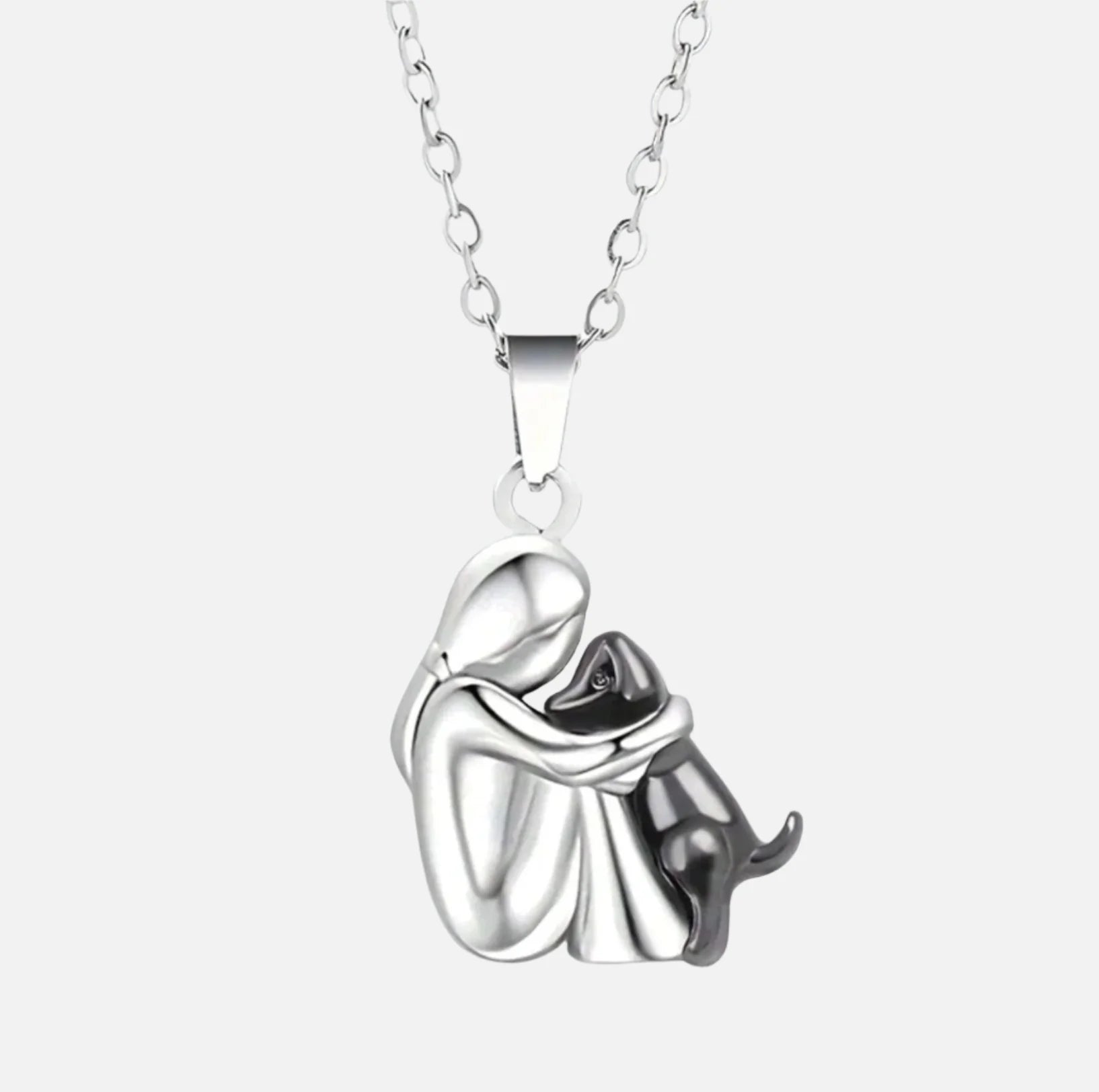 Evelyn – Hug Pendant Necklace for Cherished Connections